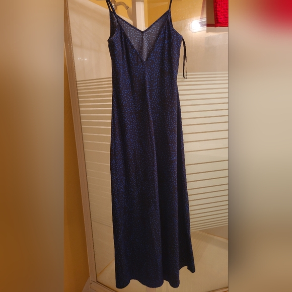 Dynamite dress - Picture 2 of 2